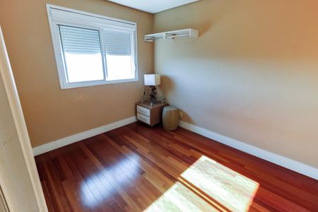 Apartamento à venda com 283m², 3 quartos e 3 vagas Apartamento à venda com 283m², 3 quartos e 3 vagasSuíte 3