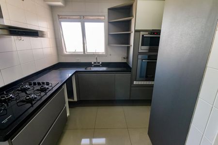 Apartamento à venda com 283m², 3 quartos e 3 vagas Apartamento à venda com 283m², 3 quartos e 3 vagasCozinha