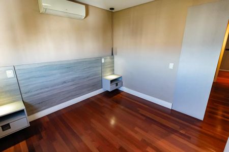 Apartamento à venda com 283m², 3 quartos e 3 vagas Apartamento à venda com 283m², 3 quartos e 3 vagasSuíte 1