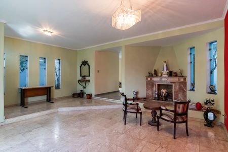 Casa à venda com 600m², 5 quartos e 6 vagas Casa à venda com 600m², 5 quartos e 6 vagasSala 1