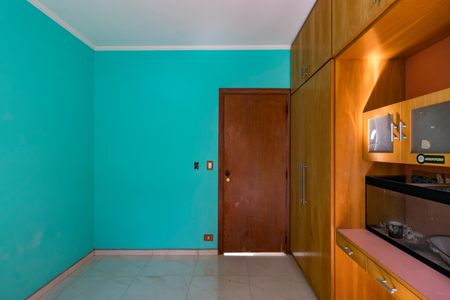 Casa à venda com 600m², 5 quartos e 6 vagas Casa à venda com 600m², 5 quartos e 6 vagasSuite 2