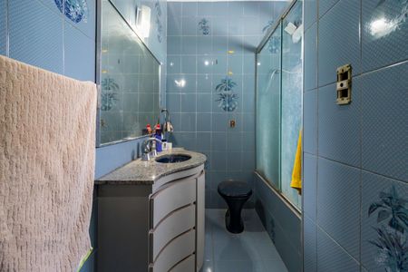 Casa à venda com 600m², 5 quartos e 6 vagas Casa à venda com 600m², 5 quartos e 6 vagasBanheiro da Suite 4