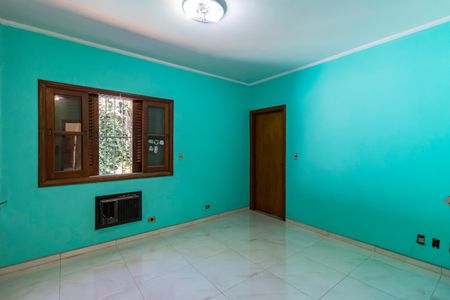 Casa à venda com 600m², 5 quartos e 6 vagas Casa à venda com 600m², 5 quartos e 6 vagasSuite 4