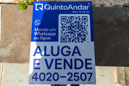 Casa à venda com 600m², 5 quartos e 6 vagas Casa à venda com 600m², 5 quartos e 6 vagasPlaca