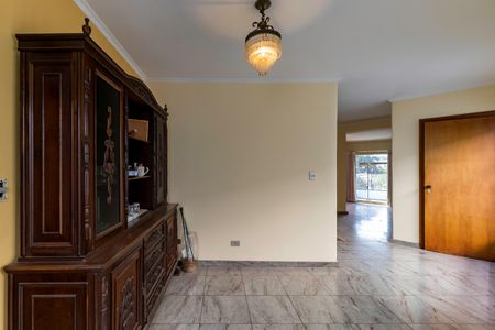 Casa à venda com 600m², 5 quartos e 6 vagas Casa à venda com 600m², 5 quartos e 6 vagasSala 2