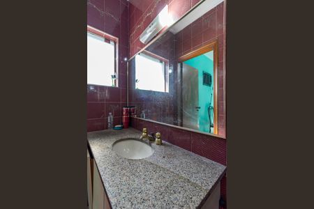 Casa à venda com 600m², 5 quartos e 6 vagas Casa à venda com 600m², 5 quartos e 6 vagasBanheiro da Suite 3