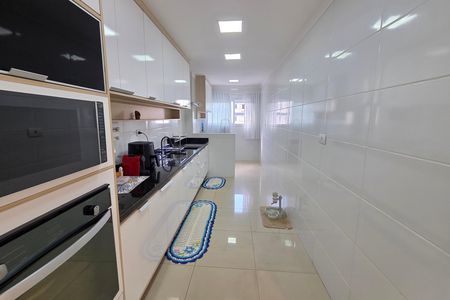 Apartamento para alugar com 118m², 3 quartos e 2 vagas Apartamento para alugar com 118m², 3 quartos e 2 vagasCozinha