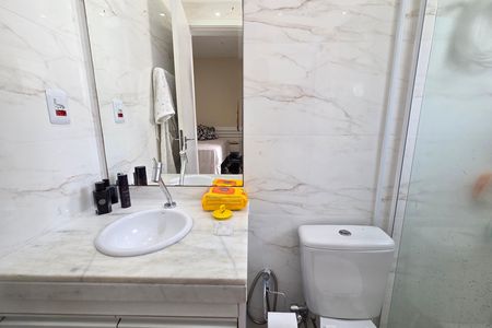 Apartamento para alugar com 118m², 3 quartos e 2 vagas Apartamento para alugar com 118m², 3 quartos e 2 vagasBanheiro da Suíte 1