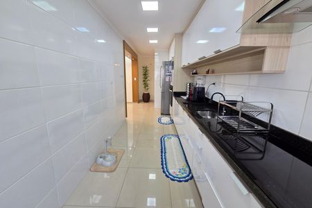 Apartamento para alugar com 118m², 3 quartos e 2 vagas Apartamento para alugar com 118m², 3 quartos e 2 vagasCozinha