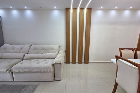 Apartamento para alugar com 118m², 3 quartos e 2 vagas Apartamento para alugar com 118m², 3 quartos e 2 vagasSala