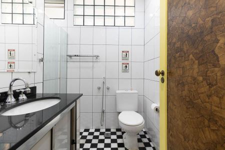 Apartamento para alugar com 111m², 2 quartos e 1 vagaBanheiro Social