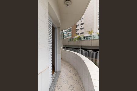 Apartamento para alugar com 111m², 2 quartos e 1 vagaVaranda do Quarto 2