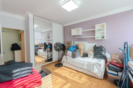 Apartamento à venda com 278m², 3 quartos e 2 vagas Apartamento à venda com 278m², 3 quartos e 2 vagasSuíte 2