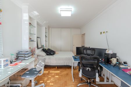 Apartamento à venda com 278m², 3 quartos e 2 vagas Apartamento à venda com 278m², 3 quartos e 2 vagasSuíte 3