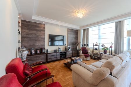 Apartamento à venda com 278m², 3 quartos e 2 vagas Apartamento à venda com 278m², 3 quartos e 2 vagasSala