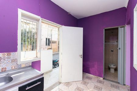 Cozinha de casa para alugar com 1 quarto, 40m² em Vila Irmaos Arnoni, São Paulo