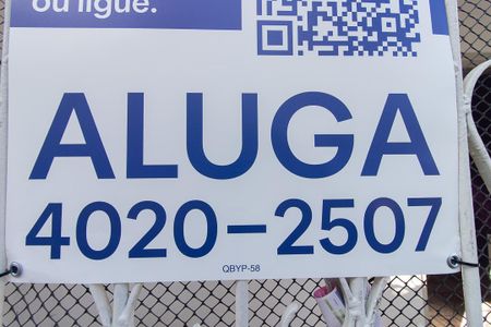 Placa QBYP-58 de casa para alugar com 1 quarto, 40m² em Vila Irmaos Arnoni, São Paulo
