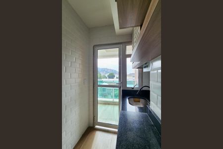 Apartamento para alugar com 66m², 2 quartos e 1 vagaÁrea de Serviço 