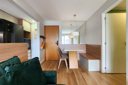 Sala  de apartamento para alugar com 2 quartos, 66m² em Vila Isabel, Rio de Janeiro
