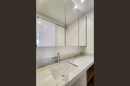 Apartamento para alugar com 66m², 2 quartos e 1 vagaBanheiro da Suíte 