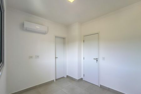 Apartamento para alugar com 65m², 2 quartos e 1 vagaSuite