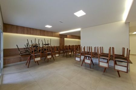 Apartamento para alugar com 65m², 2 quartos e 1 vagaÁrea comum - Salão de festas