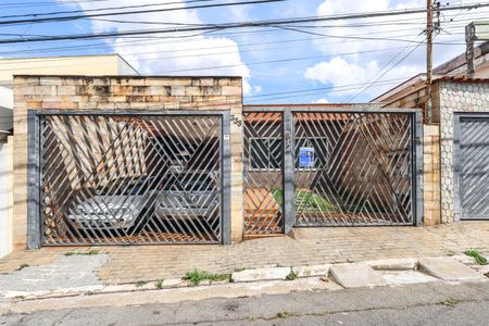 Casa à venda com 265m², 3 quartos e 3 vagasFachada