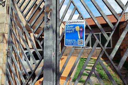 Casa à venda com 265m², 3 quartos e 3 vagasFachada