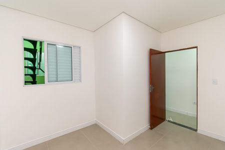 Quarto de casa para alugar com 2 quartos, 84m² em Jardim Sao Roberto, São Paulo