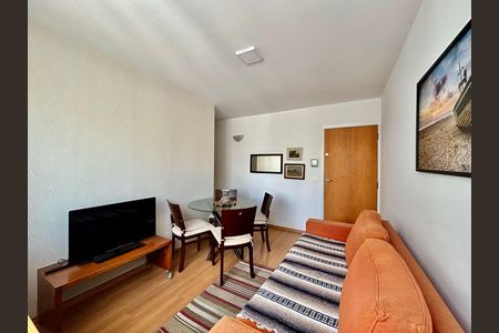 Apartamento à venda com 50m², 2 quartos e 1 vaga Apartamento à venda com 50m², 2 quartos e 1 vagaSala