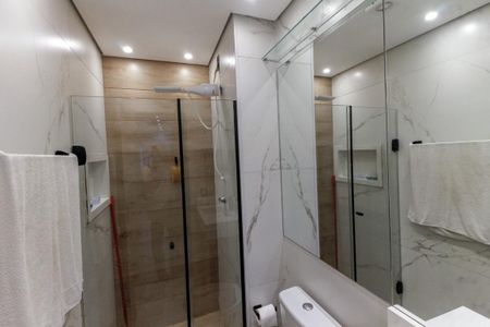 Banheiro de apartamento para alugar com 2 quartos, 36m² em Paraisópolis, São Paulo