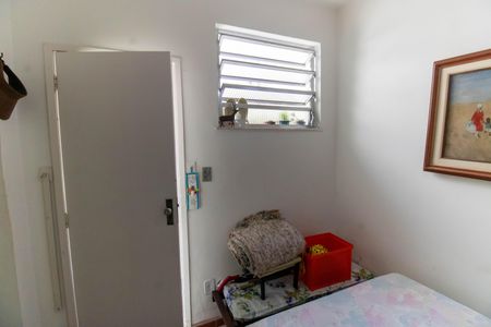 Casa à venda com 360m², 4 quartos e 4 vagas Casa à venda com 360m², 4 quartos e 4 vagasQuarto 1