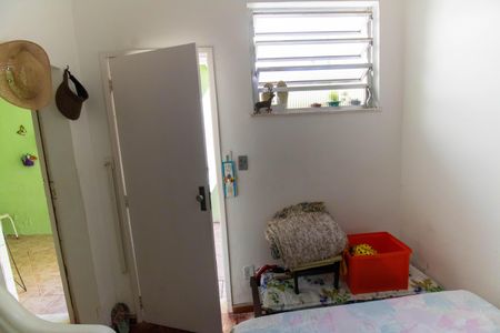 Casa à venda com 360m², 4 quartos e 4 vagas Casa à venda com 360m², 4 quartos e 4 vagasQuarto 1