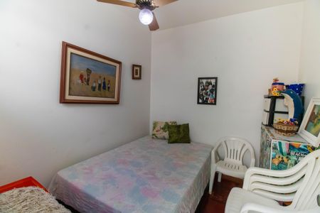 Casa à venda com 360m², 4 quartos e 4 vagas Casa à venda com 360m², 4 quartos e 4 vagasQuarto 1