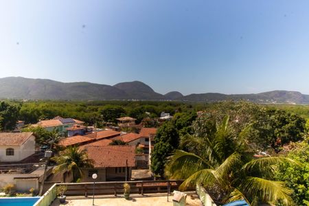 Casa à venda com 360m², 4 quartos e 4 vagas Casa à venda com 360m², 4 quartos e 4 vagasVista do Quarto 4