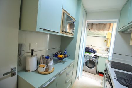 Apartamento à venda com 74m², 3 quartos e 2 vagasCozinha