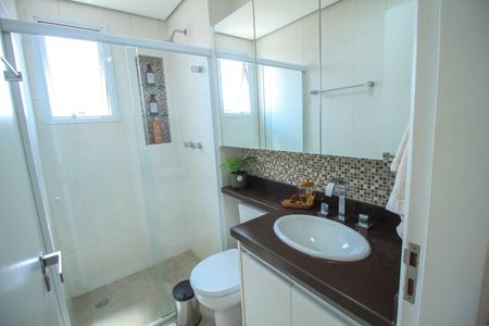 Apartamento à venda com 74m², 3 quartos e 2 vagasBanheiro Social