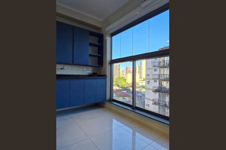 Apartamento à venda com 42m², 1 quarto e 1 vaga Apartamento à venda com 42m², 1 quarto e 1 vagaVaranda da sala