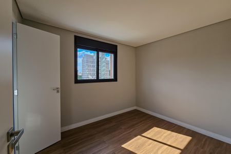 Quarto de apartamento à venda com 2 quartos, 66m² em Santo Antônio, Belo Horizonte