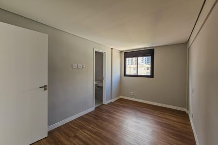 Apartamento à venda com 66m², 2 quartos e 2 vagas Apartamento à venda com 66m², 2 quartos e 2 vagasSuíte