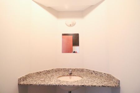 Apartamento para alugar com 206m², 4 quartos e 2 vagas Apartamento para alugar com 206m², 4 quartos e 2 vagasLavabo