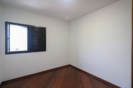 Apartamento para alugar com 206m², 4 quartos e 2 vagas Apartamento para alugar com 206m², 4 quartos e 2 vagasQuarto 2