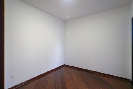 Apartamento para alugar com 206m², 4 quartos e 2 vagas Apartamento para alugar com 206m², 4 quartos e 2 vagasQuarto 1