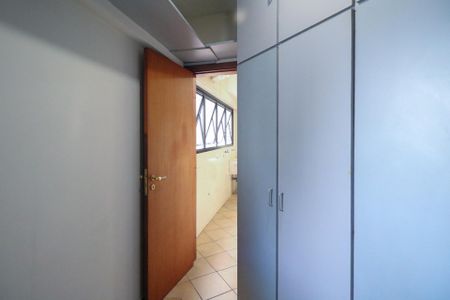 Apartamento para alugar com 206m², 4 quartos e 2 vagas Apartamento para alugar com 206m², 4 quartos e 2 vagasQuarto de Serviço