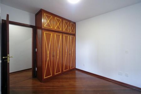 Apartamento para alugar com 206m², 4 quartos e 2 vagas Apartamento para alugar com 206m², 4 quartos e 2 vagasQuarto 1