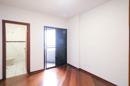 Apartamento para alugar com 206m², 4 quartos e 2 vagas Apartamento para alugar com 206m², 4 quartos e 2 vagasSuíte 1