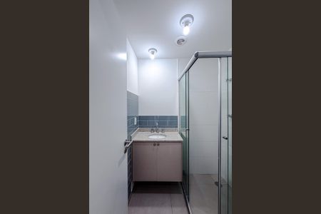 Banheiro de kitnet/studio para alugar com 1 quarto, 21m² em Vila Mariana, São Paulo