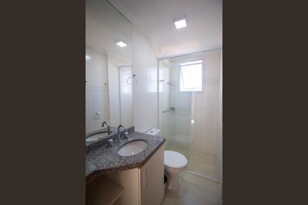 Apartamento para alugar com 67m², 2 quartos e 2 vagasBanheiro