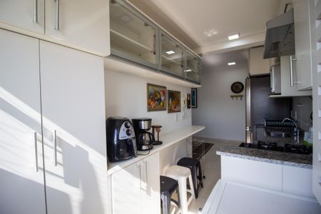 Apartamento para alugar com 67m², 2 quartos e 2 vagasCozinha