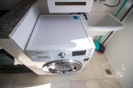 Apartamento para alugar com 67m², 2 quartos e 2 vagasÁrea de Serviço